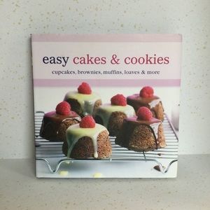 Easy Cakes and Cookies Cookbook